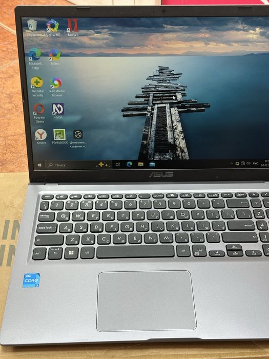 Asus intel(R) Core i3-1115G4 3.00 Ghz 23-года свежий ноут!