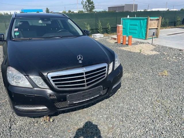 Dezmembrez Mercedes E 220 W 212 170 cp euro 5 Combi