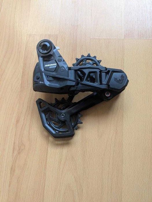 Grup SRAM AXS Eagle 12 viteze – Transmisie completă