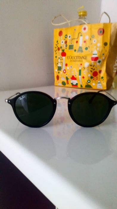 Vad ochelari ray ban