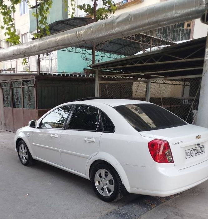 Lacetti  gentra 65.000 prabek toza moshina
