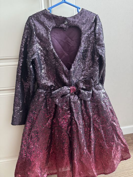 Нарядное платье на мероприятие