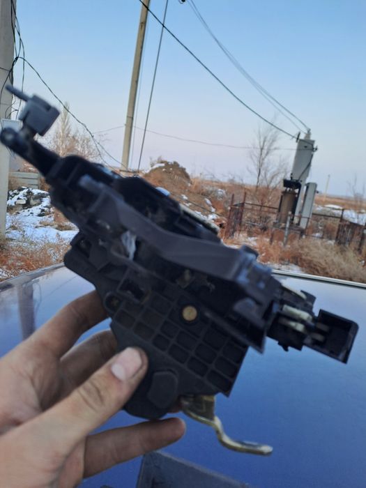 Замок дверт лупарик w210