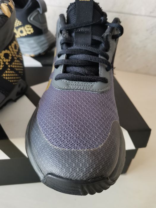 Adidas inalti marimea 34 doua perechi identice