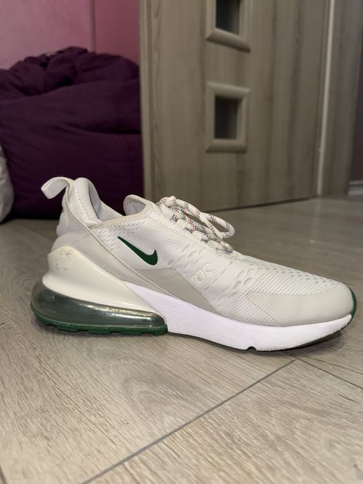 Nike Air Max 270