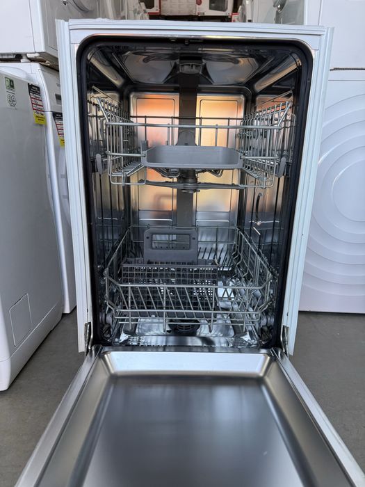 Съдомиялна  за вграждане Bosch Super Silence 45см