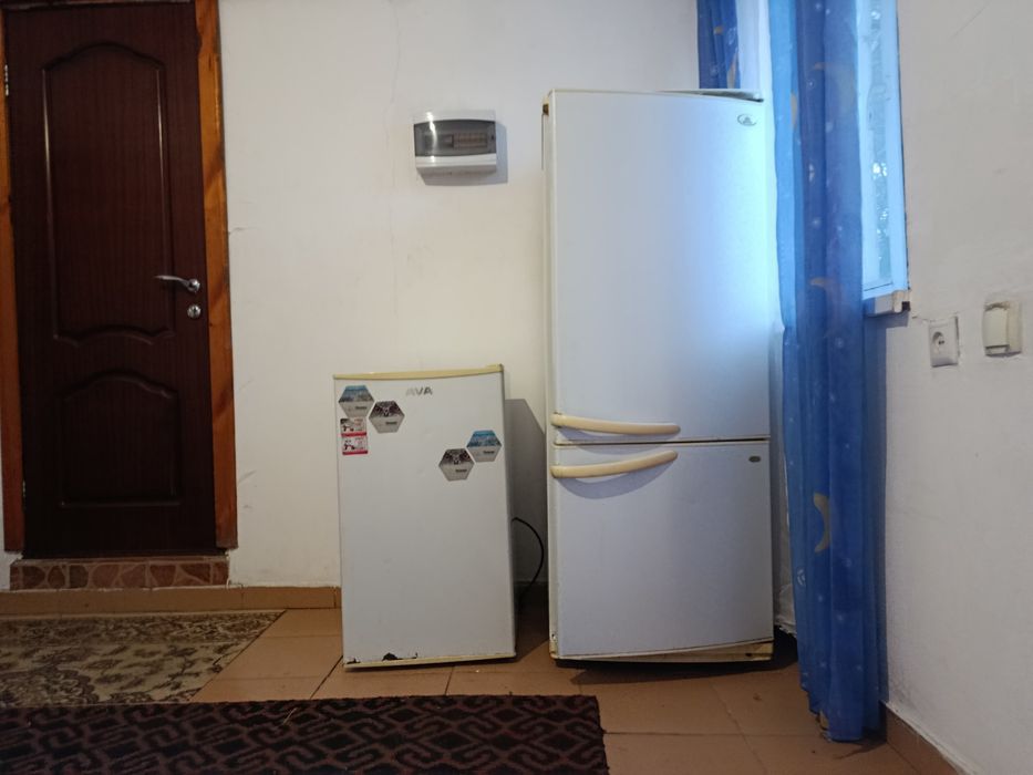 Холодильник от компании AVA.