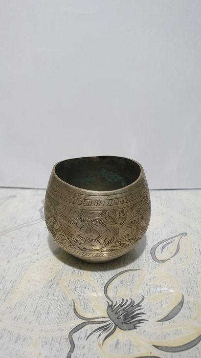 Продаётся Индийский кувшин.