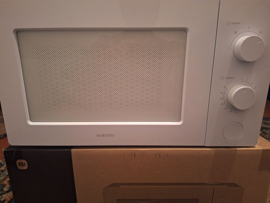 2 микровалновки. 1 новый,другой б/у