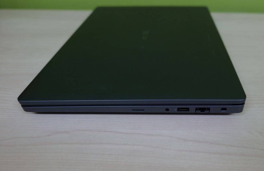 Dell  pro MAX 16 MC16250 Ultra 7 265H RTX BLACKWELL 500 6 GB GDDR7