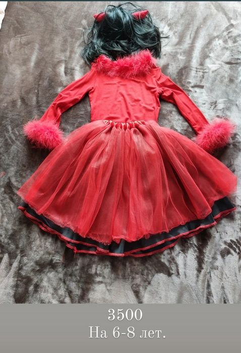 Продам Новогодние костюмы.