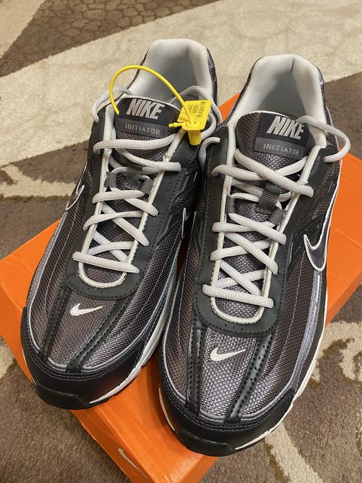 Кросовки Nike (оригинал) р. 45,5 торг.