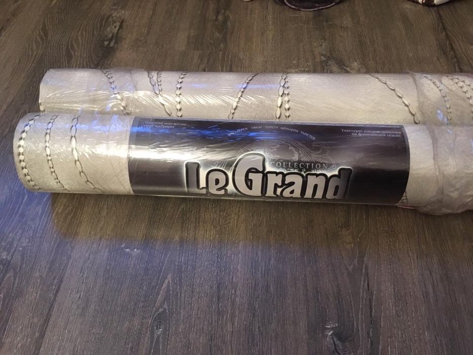 Продам Обои 2 рулона