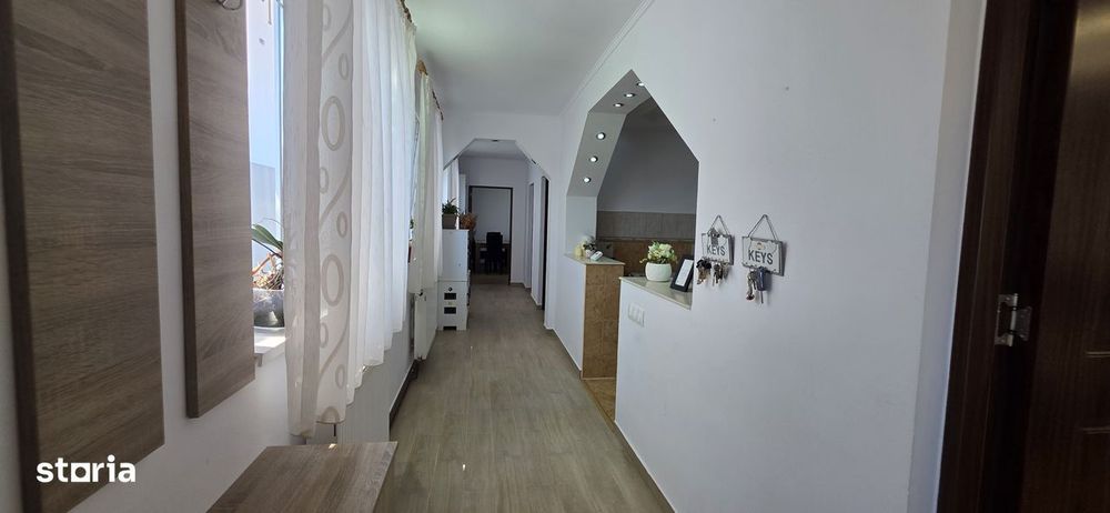 Casă Familială | Gata de mutare | Centrală pe gaz | Velența Oradea