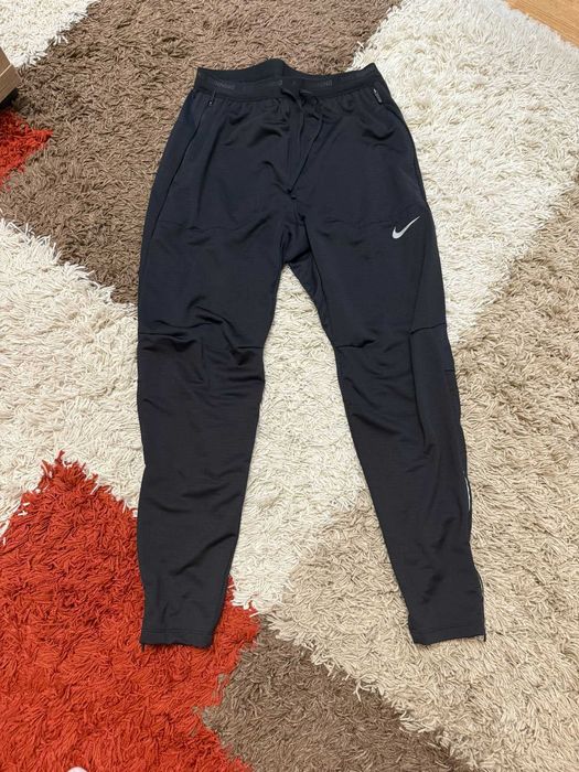 Pantaloni Nike Phenom noi