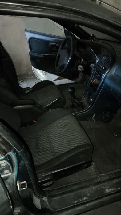 Продам Mazda 323