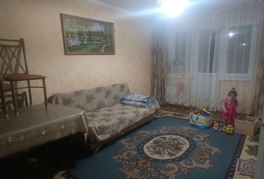 2 бөлмелі 3 қабаттан пәтер сатылады