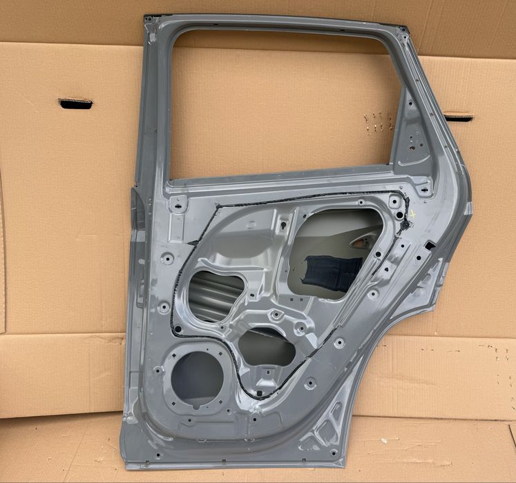 Врата Hyundai Tucson 4 IV