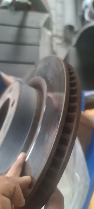 Продам тормозные диски прадо 150