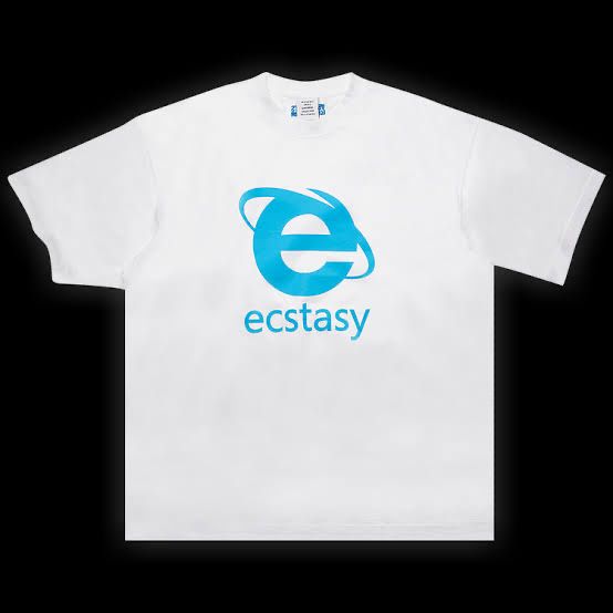 VETEMENTS ecstasy t-shirt