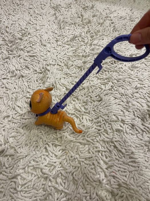 Игрушка фирменная для маленьких деток.