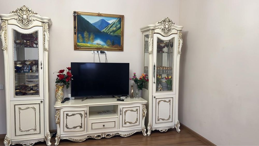 Продаем стенку для гостиной