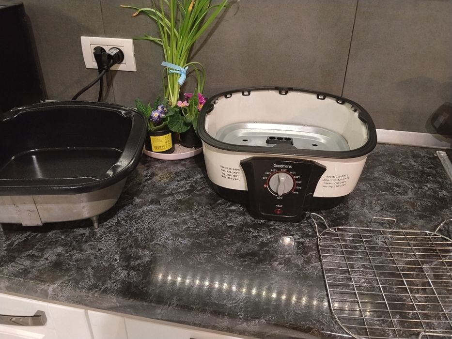 Slow cooker Goodmans cuptor sau oală electrică