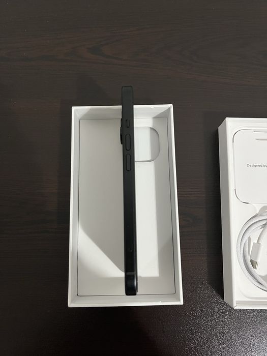 iPhone 15 Black 128GB