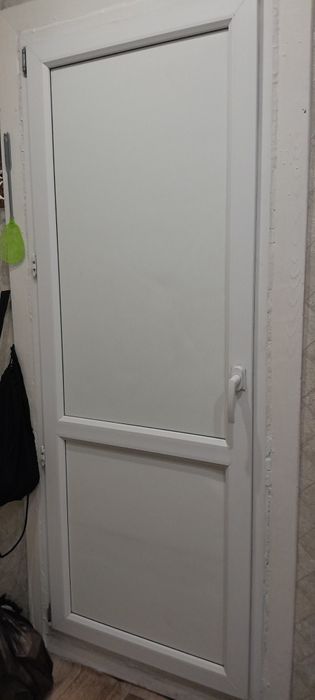 Продам  дверь за 15 тыс тенге