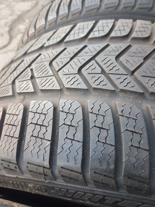 Гуми зимни-20цола-255/30-1бр.-70€-."PIRELLI "