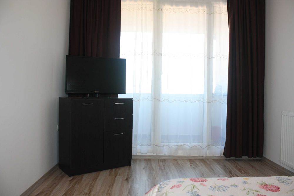 vand apartament Alphaville Carpatilor