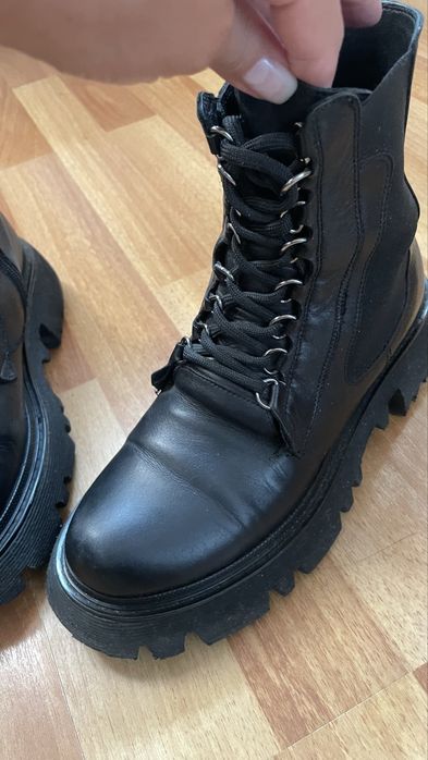 Демисезонные ботинки