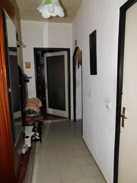 Продава се Двустаен апартамент в Търговище, Център - 58 кв.м за 1275 €/кв.м - Снимка #7