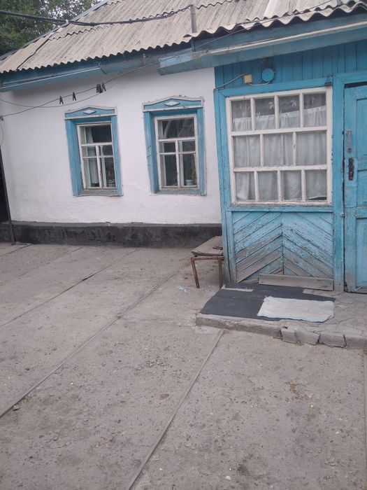 Продам дом в центре в районе бывшего базара Даубай