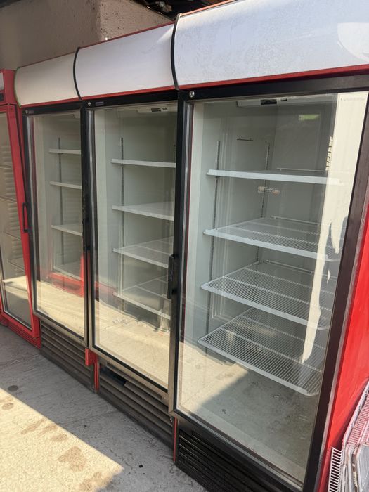 Витринные холодильники