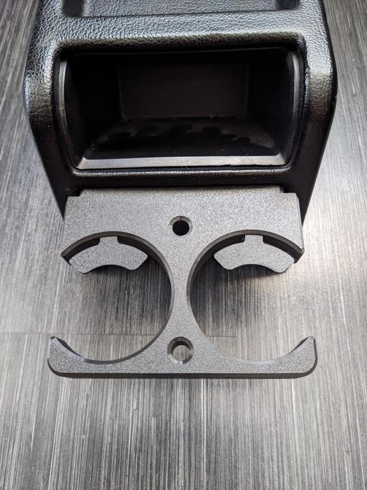 BMW E34 - аксесоари, поставки за чаши, къпхолдъри и др.