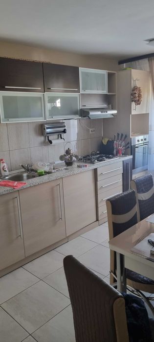 Dau spre închiriere apartament zona gavana 3..disponibil dupa 15 iulie.mai multe detali in privat.