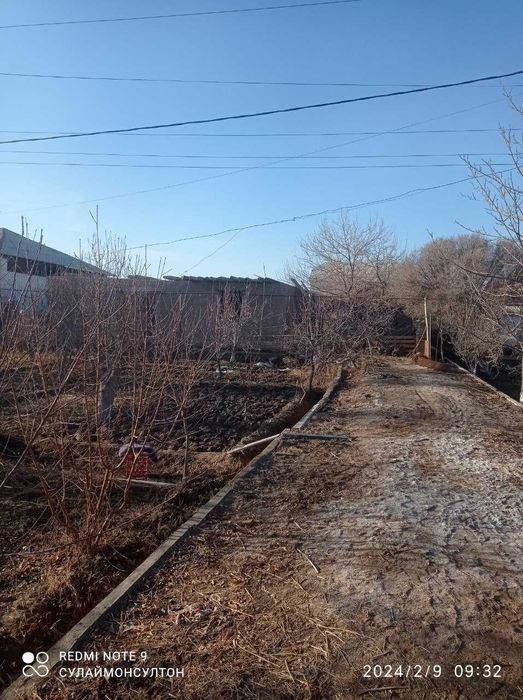 Шовотнинг зўр жойида уй жой қиламан деганлар учун 800+800 кв.мсотилади