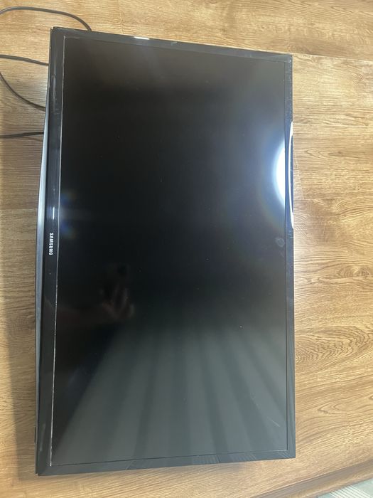 Телевизор samsung