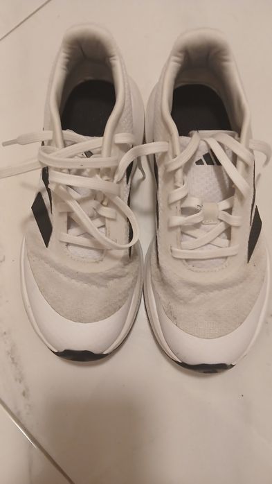 Детски маратонки на Adidas за 15лв