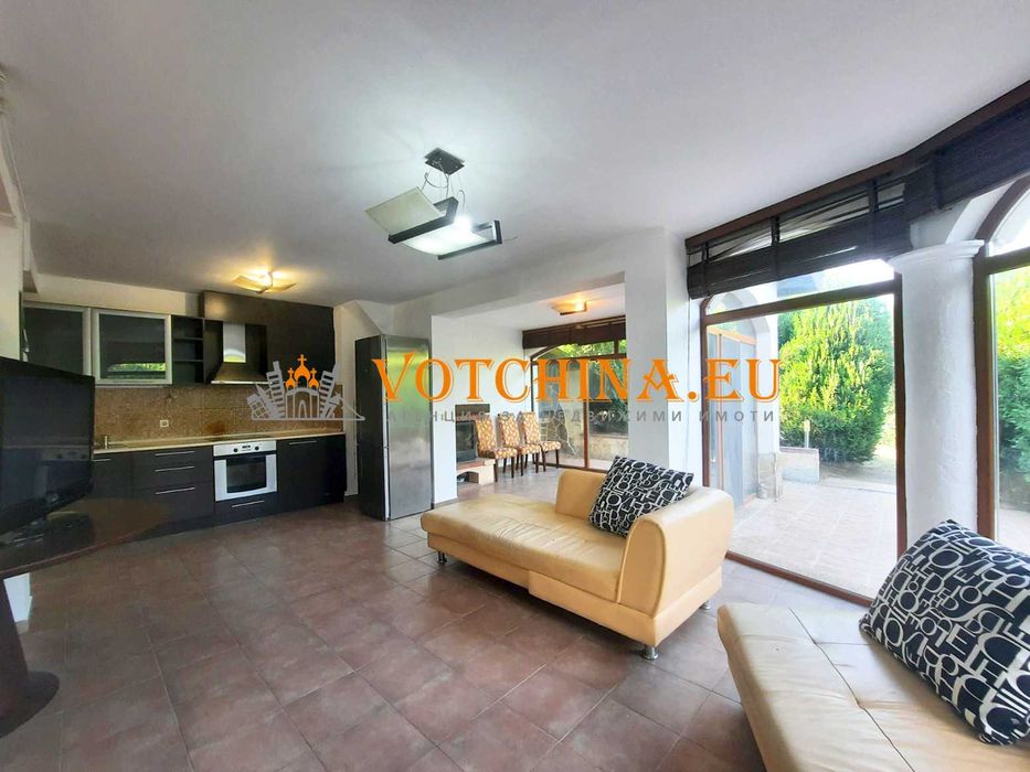 Продава се Къща в Варна, Център - 136 кв.м за 883 €/кв.м - Снимка #4