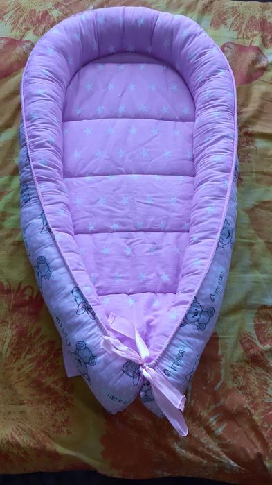 Двусторонний кокон для малышки