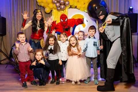 Animatori petreceri copii Bucuresti Bragadiru Vata de zahar si Popcorn