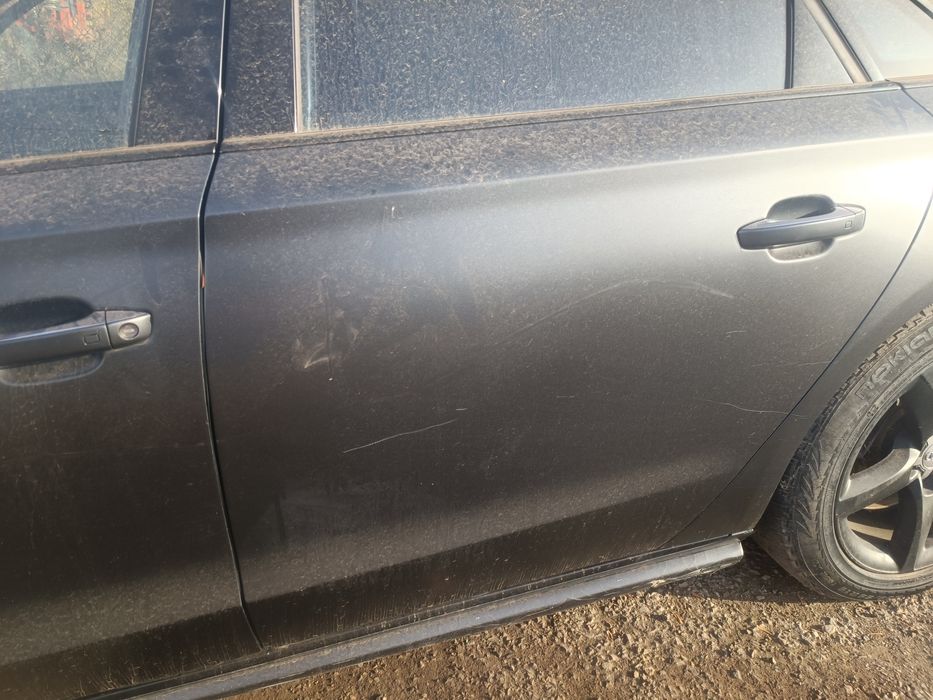 Задна лява врата Audi A8 D4