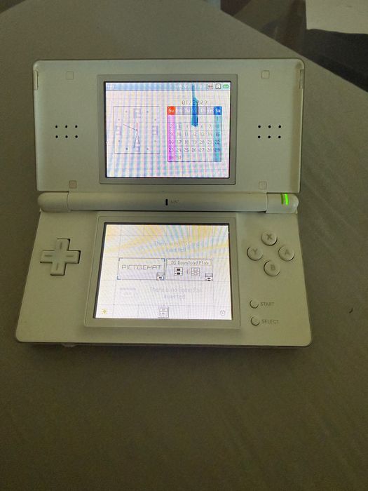 Nintendo DS Lite