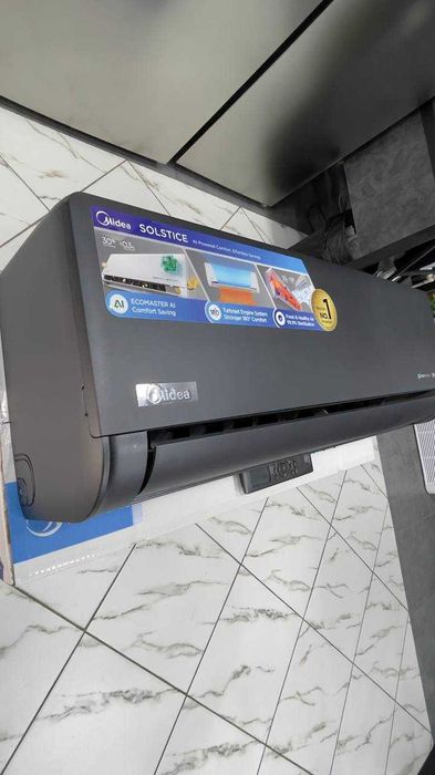 Кондиционер Midea модель NAOMI Pro - 12,000 Btu / Inverter / Новинка !