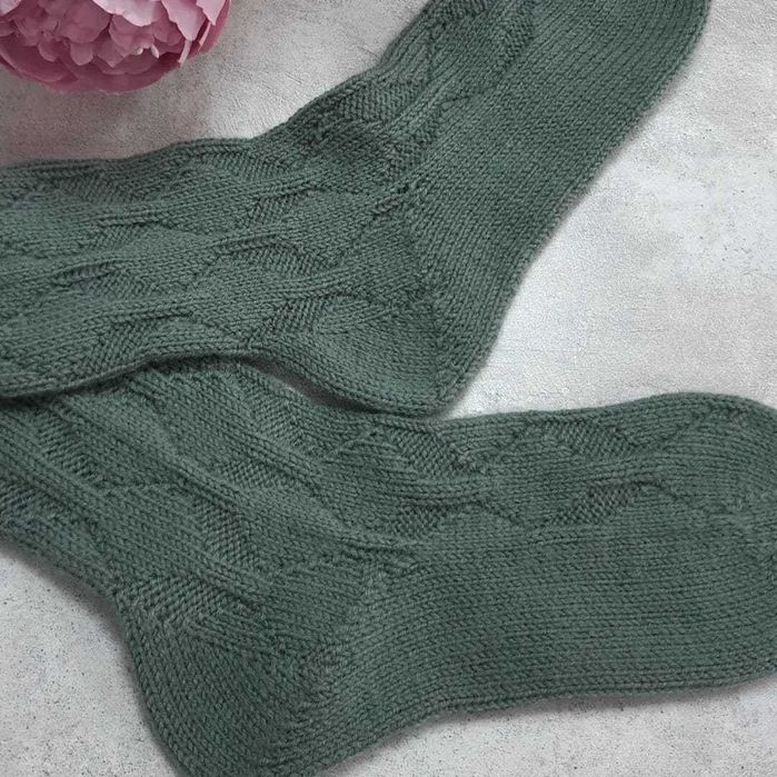 Носки шерстяные ручной работы.