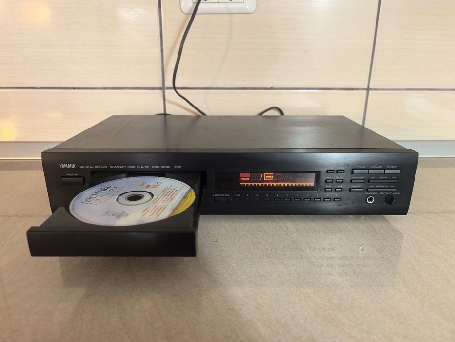 Cd player Yamaha CDX 550E