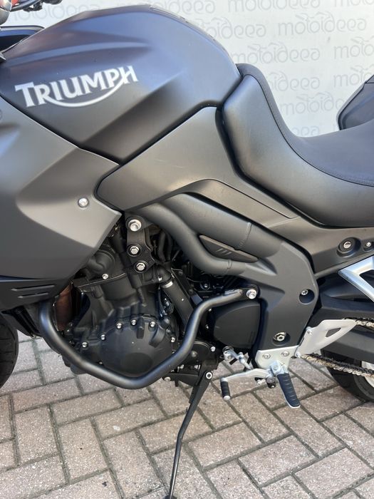 Motoideea vinde TRIUMPH TIGER 1050 ABS 2010 Rate Garantie