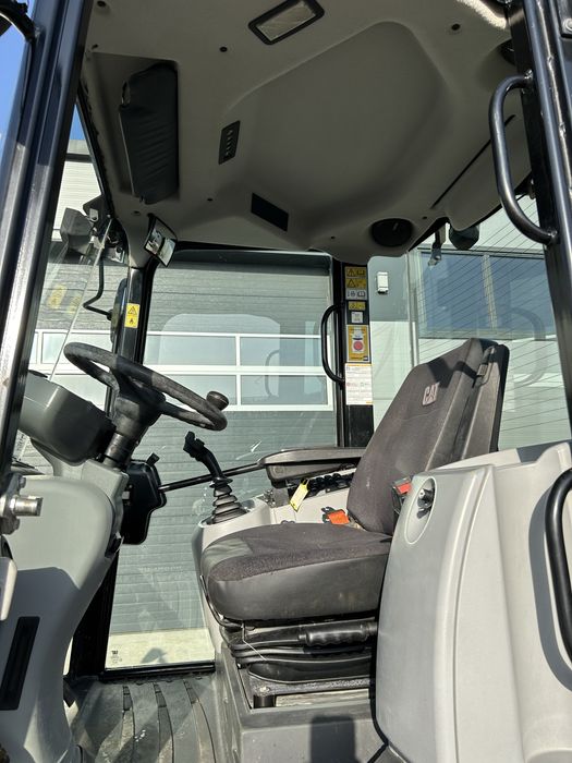 Incarcator frontal Caterpillar 908M